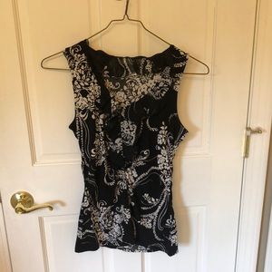 White House black market sleeveless top, size S